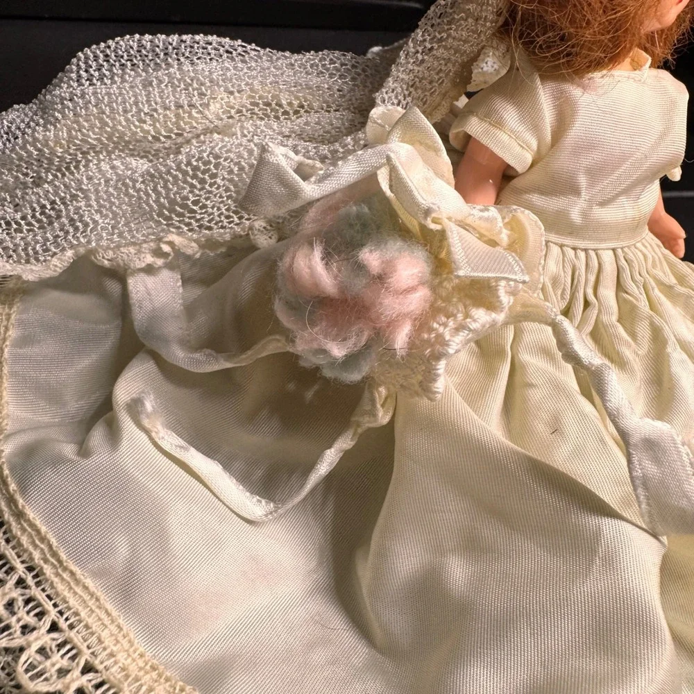 Vintage Red Hair Bride Doll Cream Satin‎ Lace Dress Pearl Crown 7 Inch 1950s